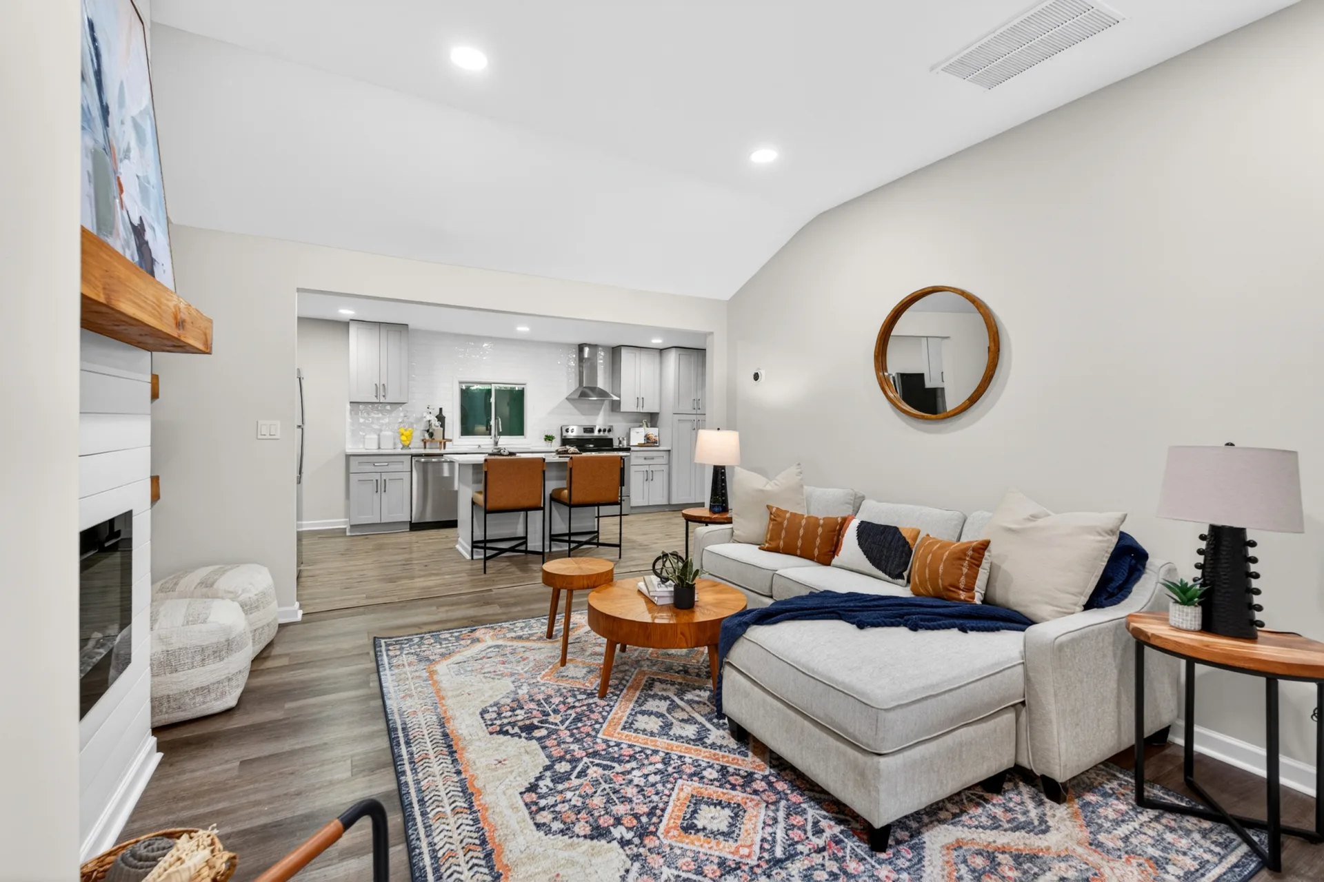 Penelope room 1