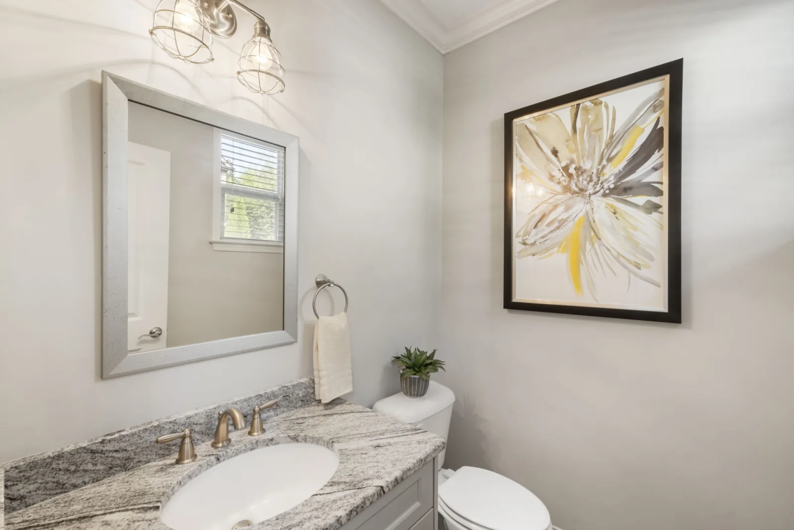 Staged powder bath with floral art