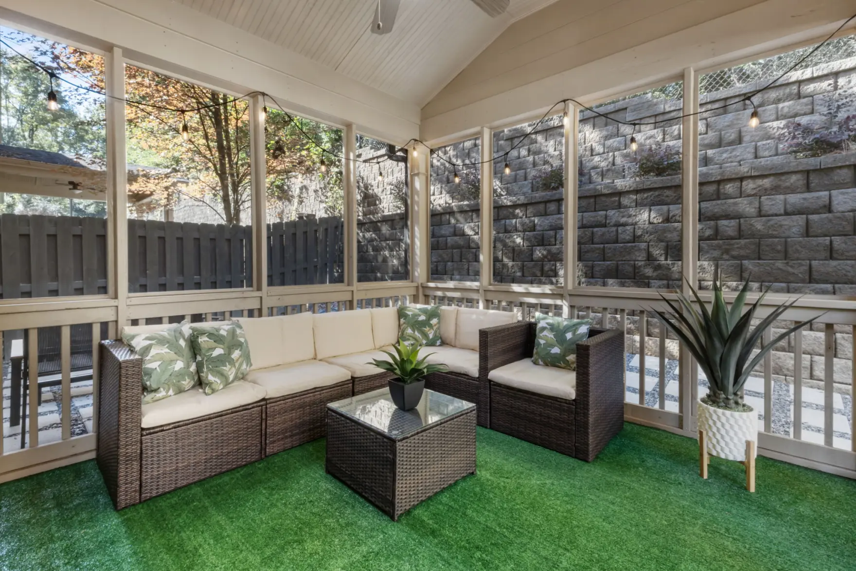 Staged screened porch in Marietta